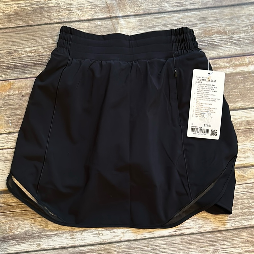 NWT Lululemon Hotty Hot HR Skirt LONG- Size 2